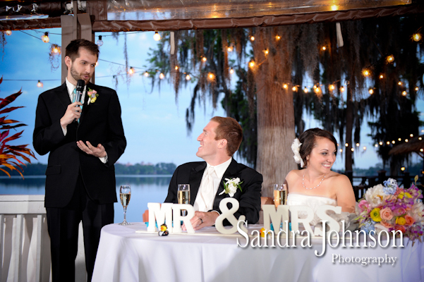 Best Lakeside wedding at Paradise Cove in Orlando, Florida - Wedding photographer - Sandra Johnson (SJFoto.com)